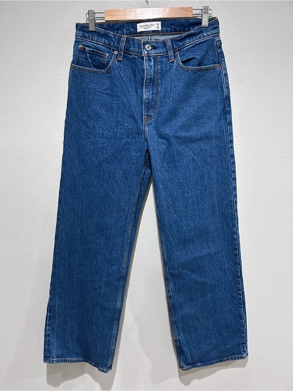 Abercrombie & Fitch the 90s straight Jean high rise